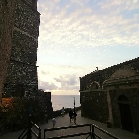 Duomodue Con Terrazza Vista Mare 펜션 *